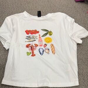 SHEIN White Graphic Crop Top